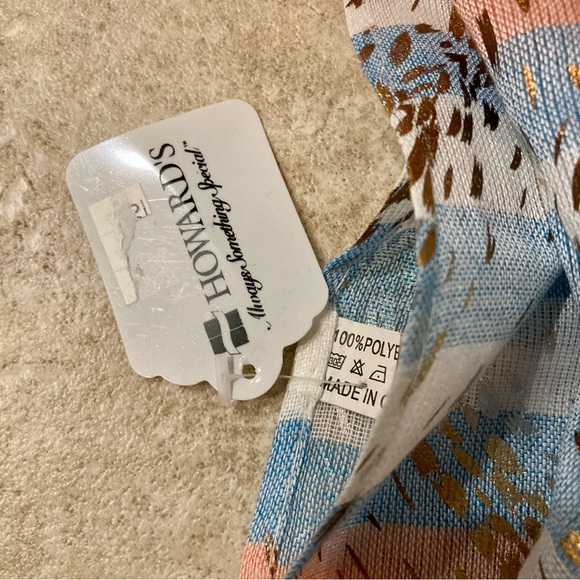NWT Howard’s Women’s Oversized Blue Pink Striped Gold Accent Rectangle Scarf - Picture 4 of 6
